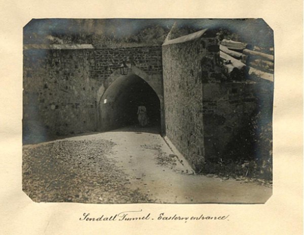 Sendall Tunnel eastern entrance (from Monckton Street)