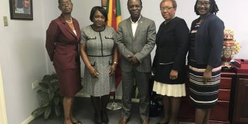Prime Minister receives courtesy call from Caribbean Nurses Organisation