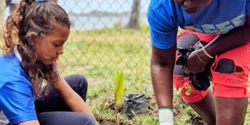 The Nature Conservancy targets students for conservation awareness during Reef Week