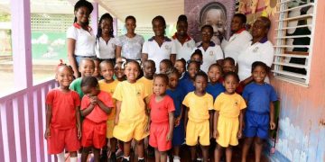 Sandals Foundation and Rotaract Grenada promote clean water in schools