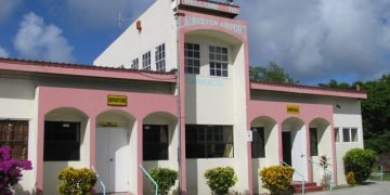 Lauriston Airport resumes normal operations