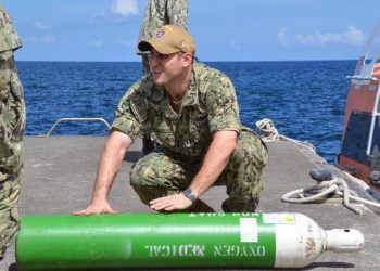 USNS Comfort gifts oxygen after regular supply delayed