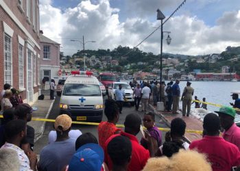 Breaking News: Bus submerged in Carenage