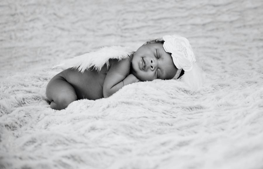 British woman with newborn in Grenada turns to crowd funding for fare back to UK