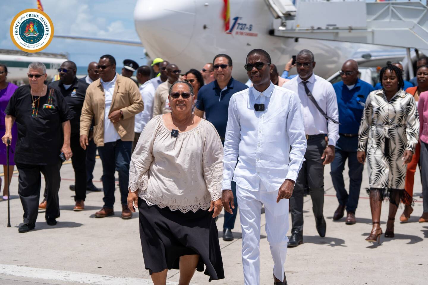 PM travels to St Vincent with Cayman Islands Premier
