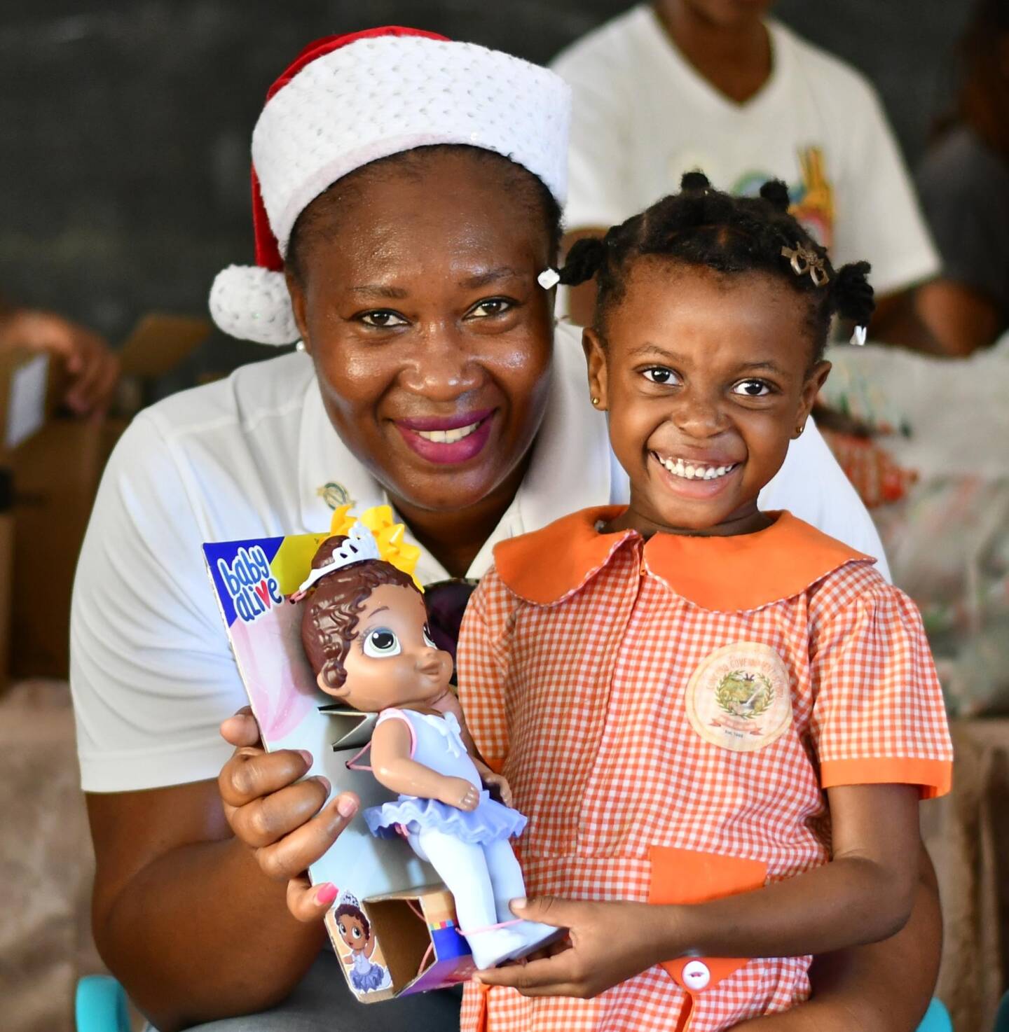 Sandals Foundation and Hasbro gift over 16,000 toys in annual holiday distribution