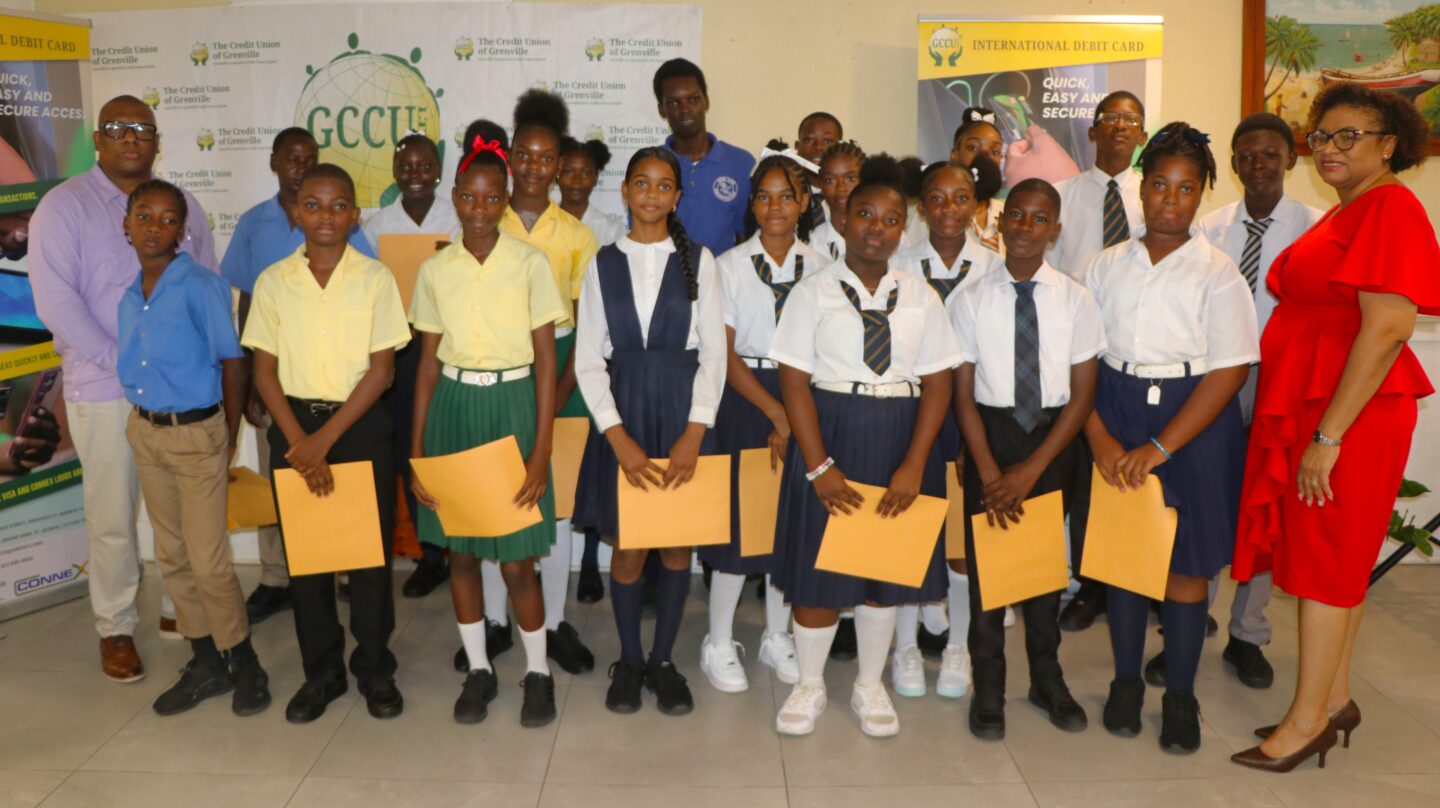 Grenville Co-Operative Credit Union welcomes 9 students to scholarship programme