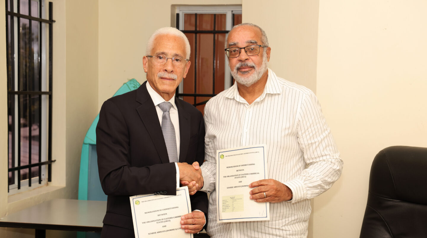 OECS and Sunrise Airways sign landmark MOU