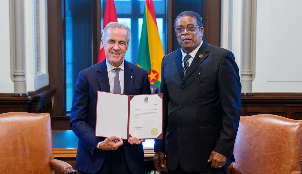 Grenada’s High Commissioner presents Letter of Introduction to Prime Minister of Canada