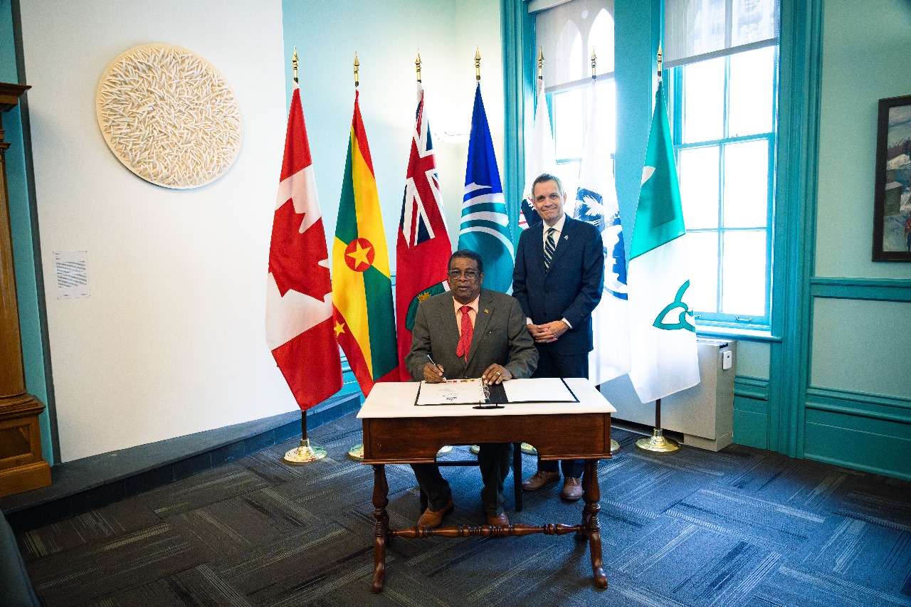 Grenada’s High Commissioner pays courtesy call on Mayor of City of Ottawa