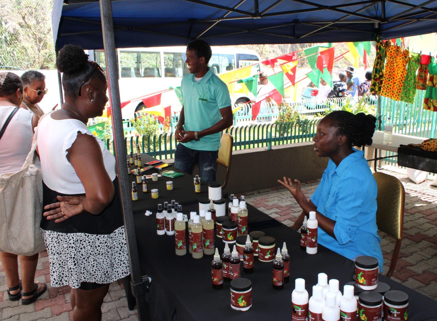 Ariza Credit Union showcases and supports local businesses