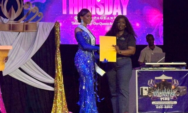 Ariza supports Carriacou Carnival with major contribution