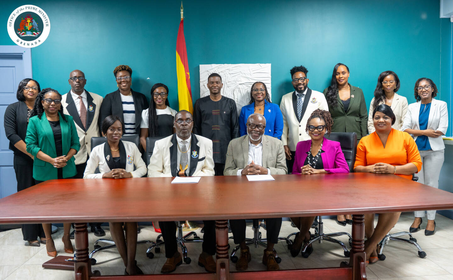 Government signs 3-year collective agreement with GUT